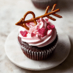 How Cupid's Arrow Cupcakes Will Steal Your Heart This V-Day 7 Craving a sweet Valentine's treat? Learn how to create irresistible Cupid's Arrow Cupcakes that will melt hearts and spark romance this V-Day. Discover now!