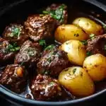 garlic butter beef bites potatoes delight 2026 03 03 234412 1