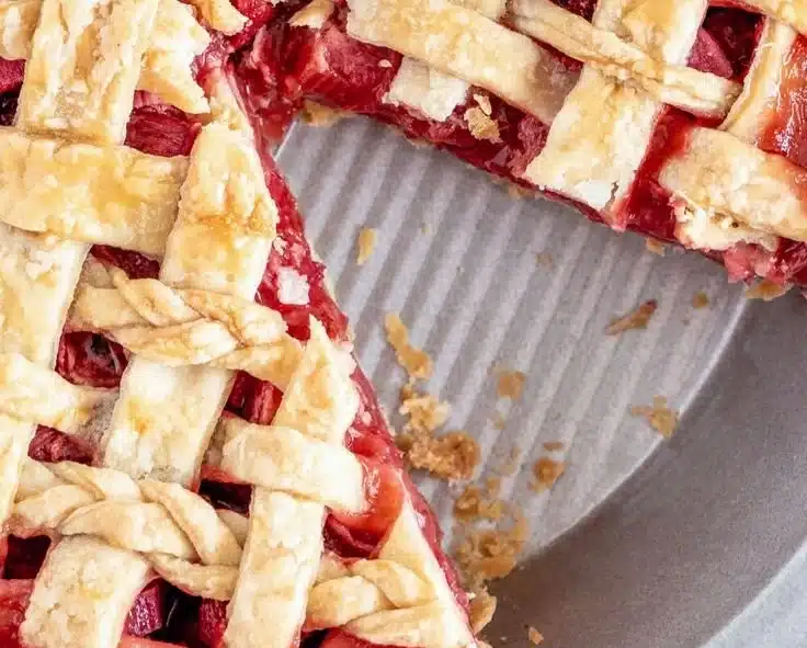 Strawberry Rhubarb Pie